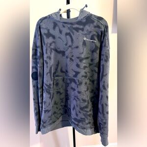 Champion.  All Over Print Global Explorer Fleece Hoodie. Size M
